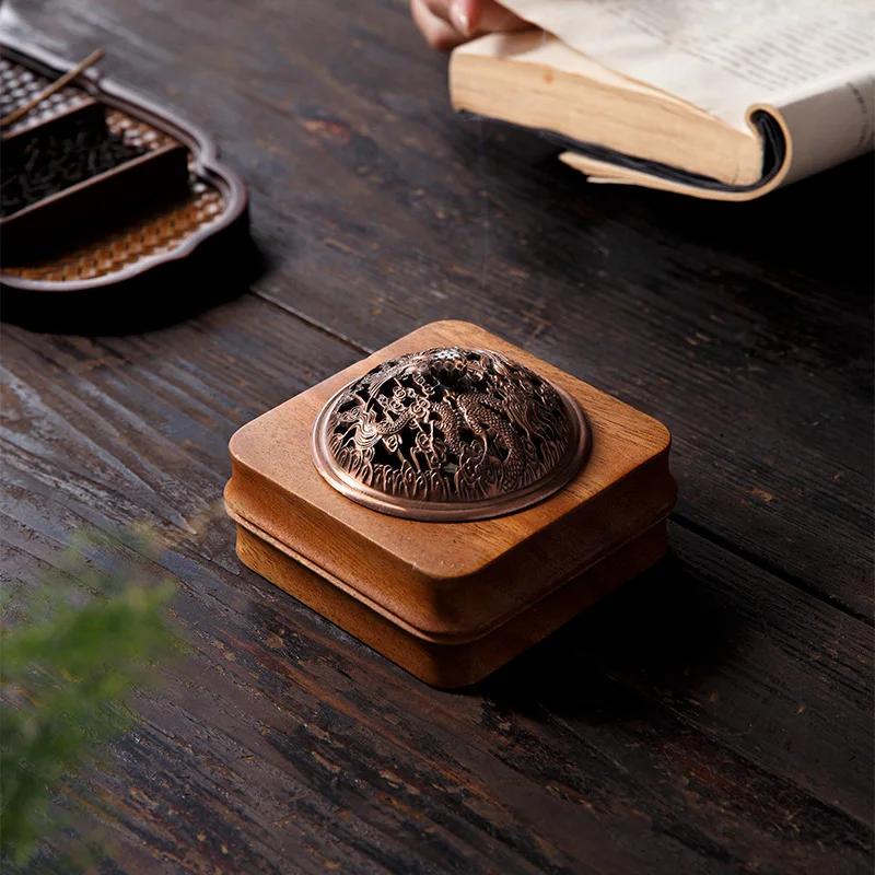 Household indoor sandalwood agarwood incense Walnut incense burner Solid wood round incense burner