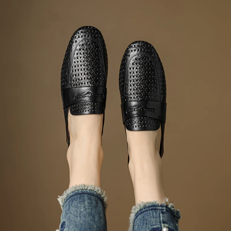 Picture 3: Women's new summer genuine leather cowhide carved holes, breathable low heel toe closure, Mueller shoes, fashion slippers