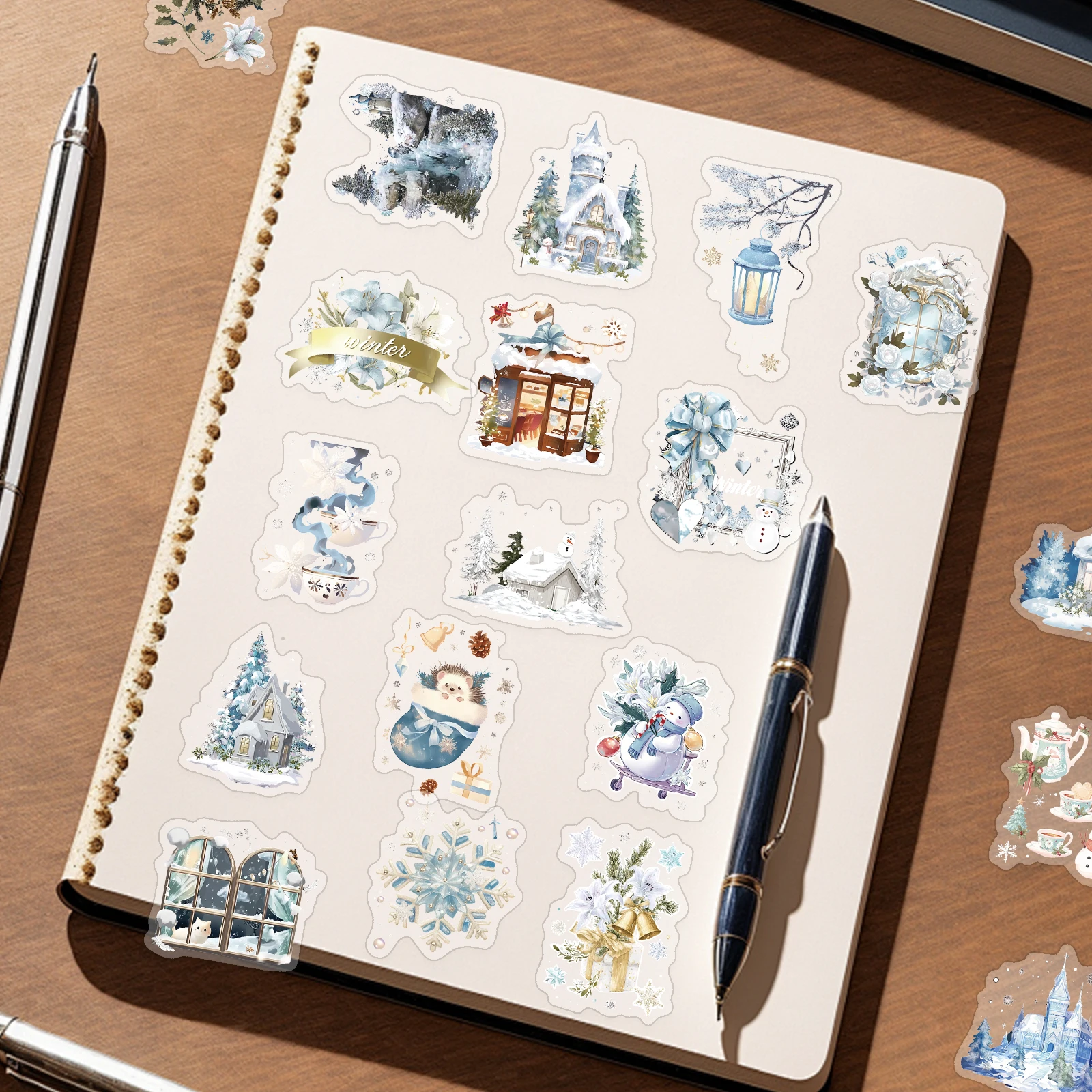 50 autocollants de graffiti d'hiver romantiques de dessin animé, décalcomanies de décoration pour ordinateur portable, bagages, téléphone, papeterie, jouets pour enfants