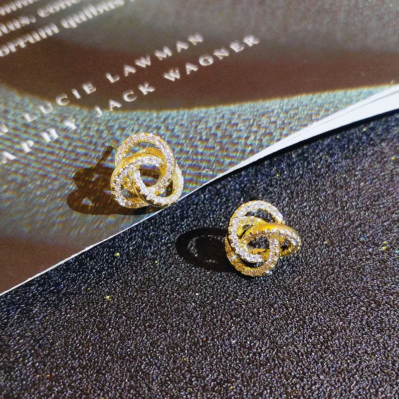 18k Gold Real Gold Woman Stud Earrings Unusual Earings Trend Piercing Small Crystal Vintage Ear Cuffs for Party Women\'s Jewelry