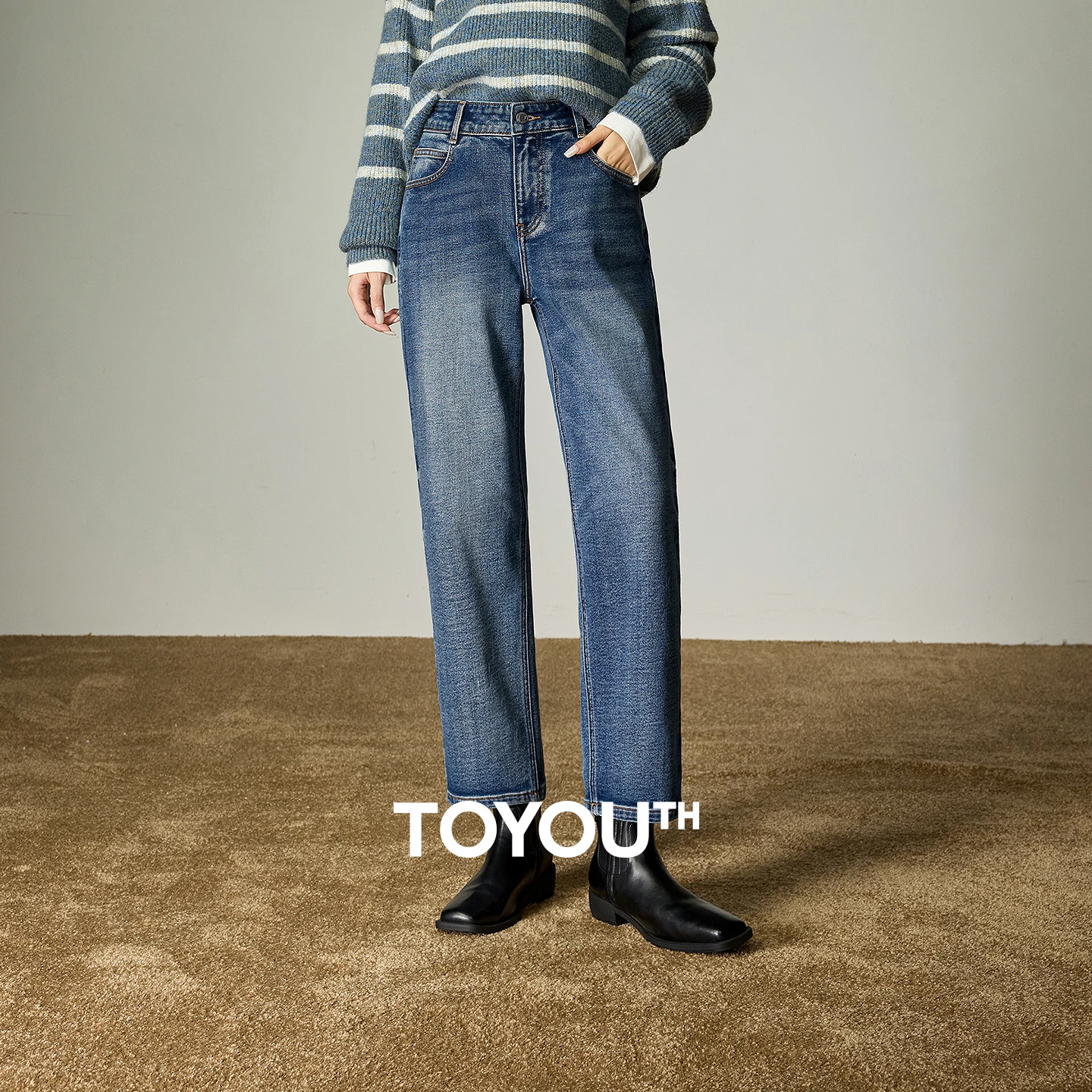 TOYOUTH Women Jeans 2025 Winter New Fleece-lined Warm Mid-low Waist Cropped Pants