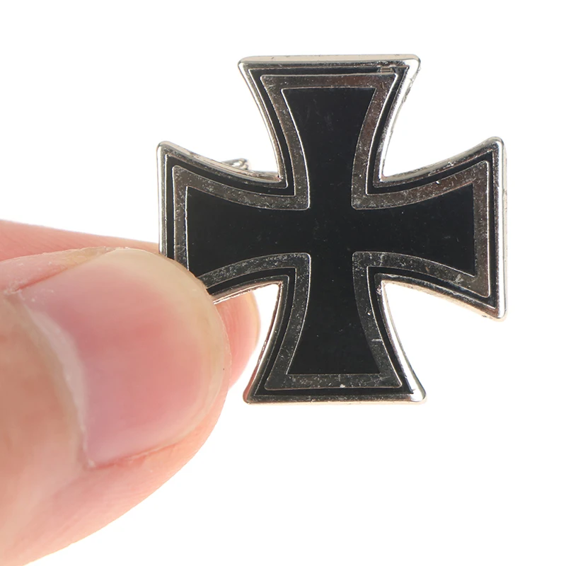 Cruz de Ferro Cromada de Metal Alemanha 1813 1939 Malte Símbolo da Virtude Medalha de Coleção Emblema Distintivo Broche Joia de Moda