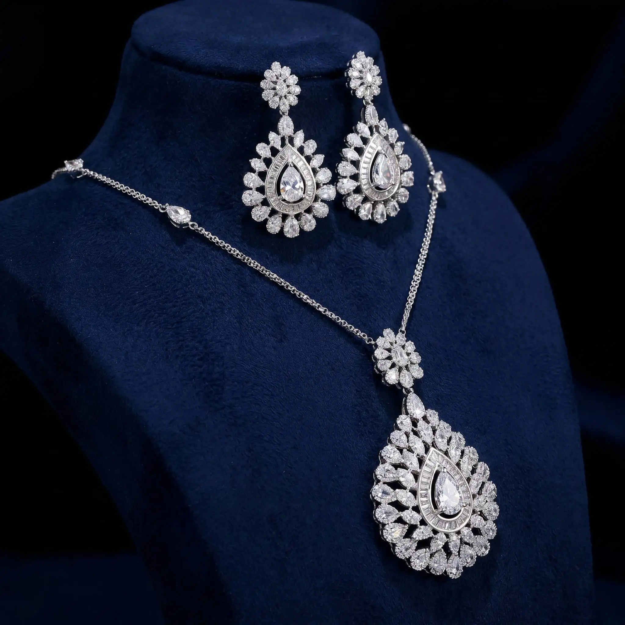 Bride Talk Exquisite Waterdrop Floral Long Drop Full CZ Zirconia Jewelry Collection Dubai Nigerian Bridal Wedding Accessories