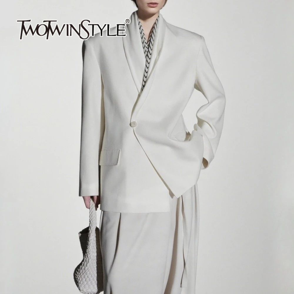 

TWOTWINSTYLE Solid Loose Spliced Buttom Elegant Blazers for Women V Neck Long Sleeves Minimalist Wool Blazer Female Clothing New