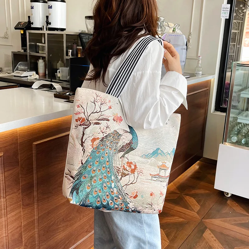 

New Single-sided Embroidered Ethnic Canvas Bag Sofa Release Shoulder Bag Women Fashion Gold Wire Embroidery Bag
