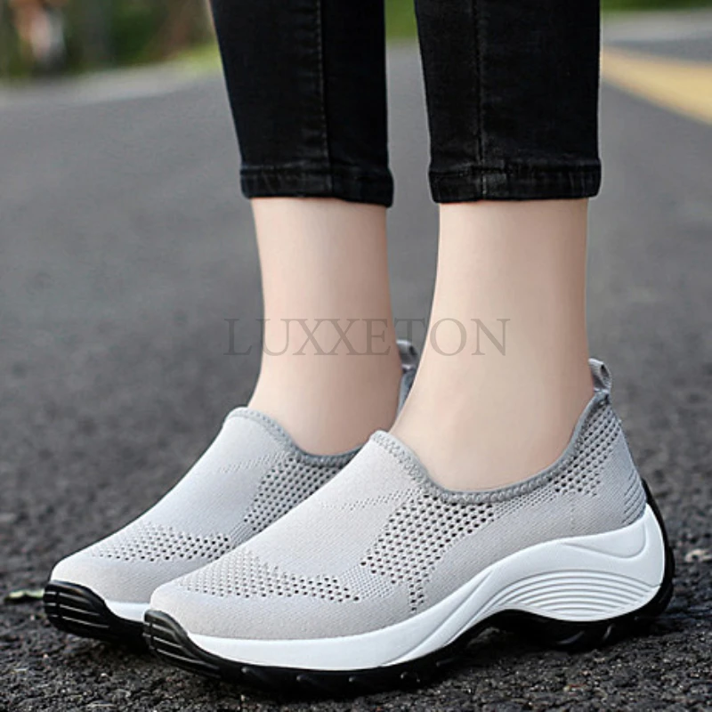 Women Walking Shoes Summer Solid Color Mesh Breathable Wedges Sneakers Outdoor Plus  Size  Slip  on  Loafers Zapatos Para  Mujer