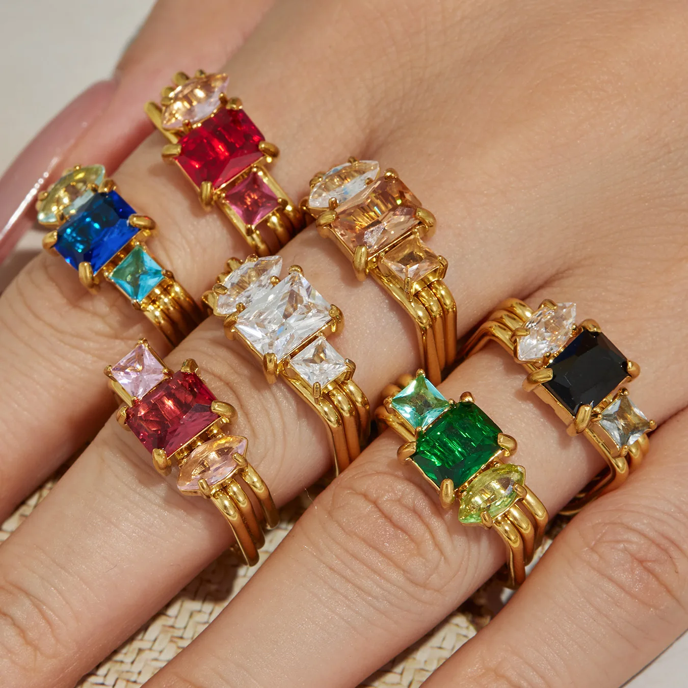 3-teiliges Edelstahlring-Set, 3-in-1 Stapelringe, 18K vergoldete Ringe, bunte Zirkon-Dreifachringe für Damen – Detail 2