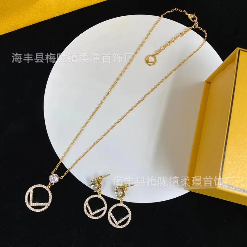 

Fenjia Necklace Earrings 24 New Style Rhinestone Simple and Exquisite Temperament Versatile