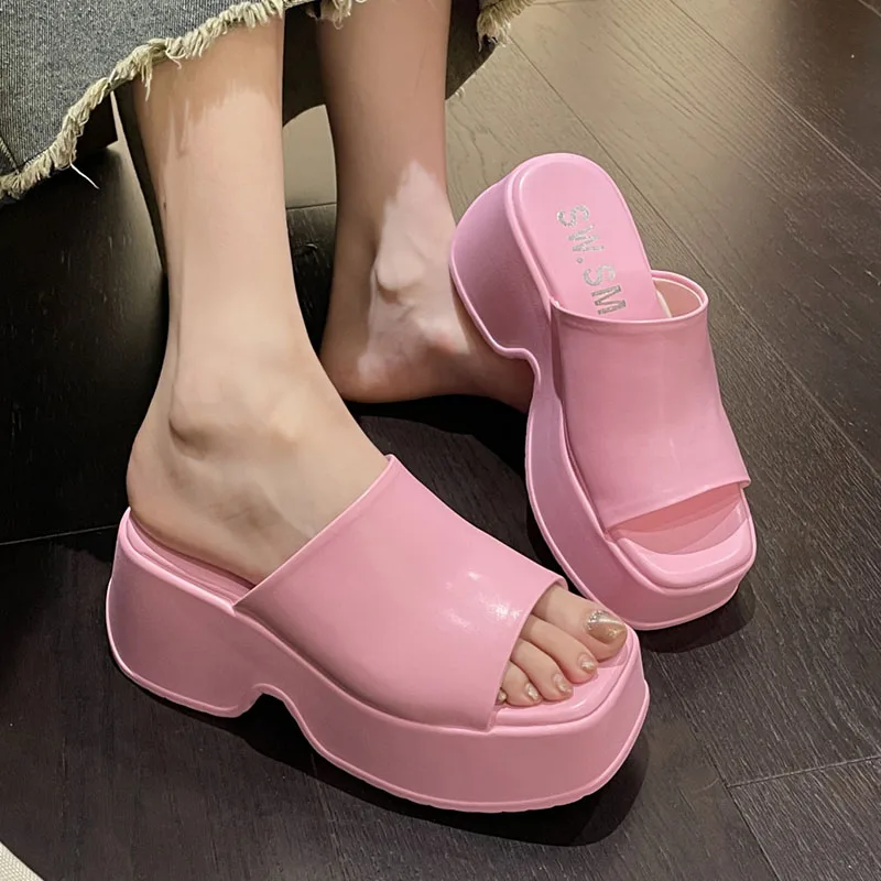 2022 New Brand Women Slipper Pink Fashion High Platform Heel Ladies Sandal Shoes Elegant Wedge Outdoor Slides Flip Flops Sh