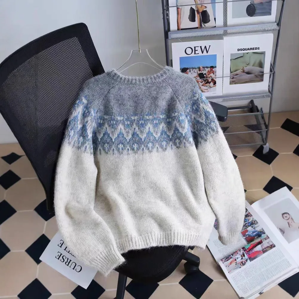 2026 Women Round Neck Fair Isle Knit Cardigan Retro Ethnic Jacquard Long Sleeve Single‑Breasted Loose Warm Casual Knit Outerwear
