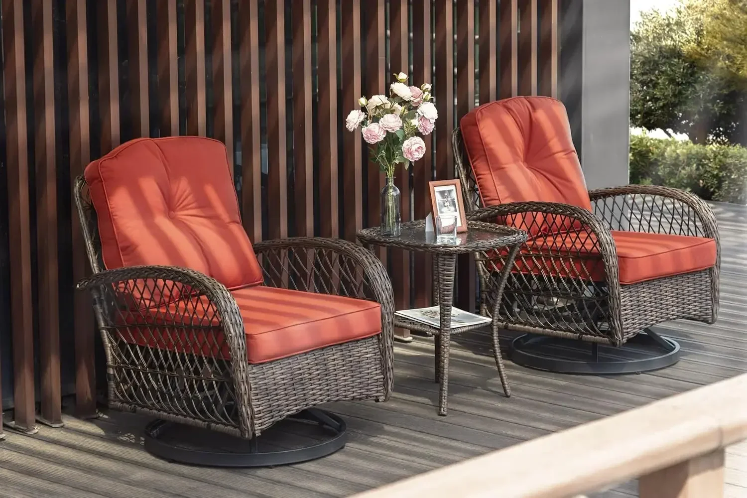 CERLIN 3 Parça Veranda Mobilya Seti, Dış Mekan Döner Planör Rocker, Sallanan Sandalye, Minderler ve Hasır Veranda Bistro Seti