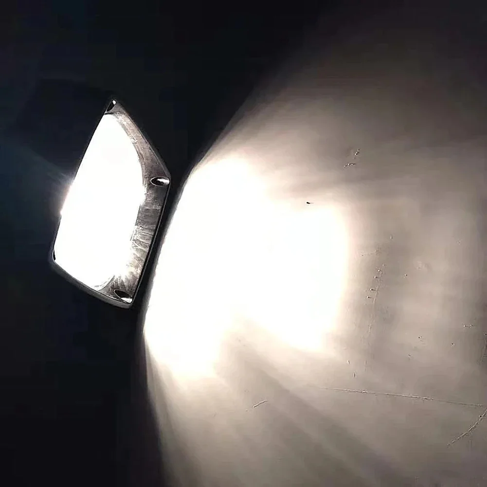 Foggy Conditions 11.5*11*4cm 24V Truck Fog Light High Visibility Car Spotlight Spotlight Waterproof Front Spot Light