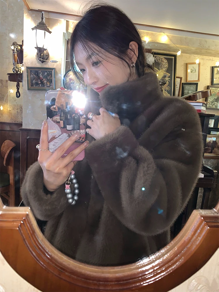 Women's Fur Coat Winter Warm Inteated Leather And Fur Jaet Small Size Friendly Faionable Long Sve Korean Sle