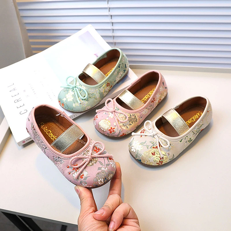 

Girl Princess Shoe Spring Autumn Versatile Embroidery Children's Flats Fashion Bowtie Causal Kids Ballet Shoes Elastic Band New