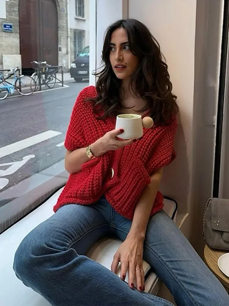 Fashion Red O-neck Knitted Vest Women 2024 Spring Summer Sleeveless Single Breasted Pockets Vests Female High Street Chic Tops