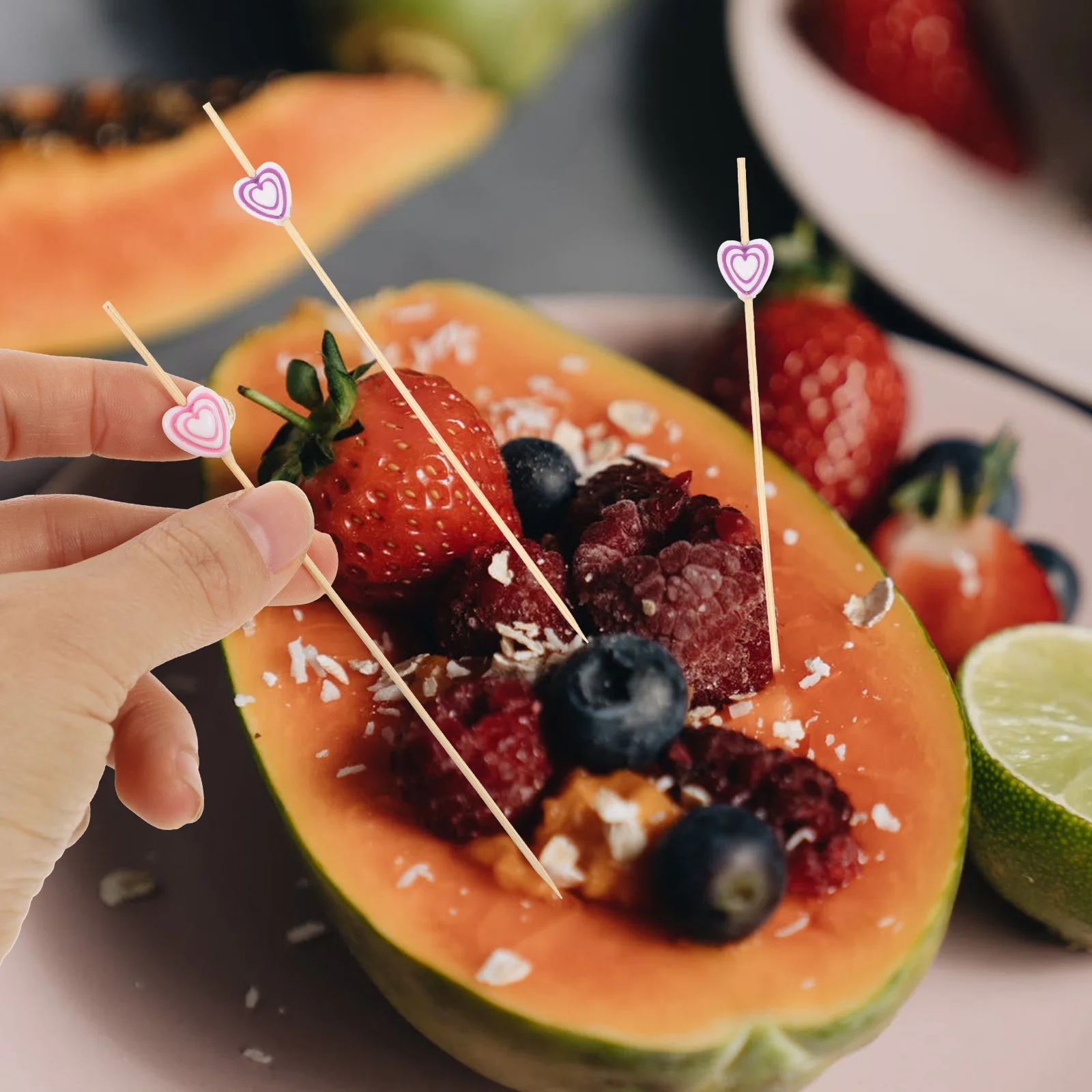 

200 шт., палочки для коктейлей в форме сердца, многофункциональные фруктовые палочки, безопасные бамбуковые акриловые палочки для десертов, товары для вечеринок, украшения для торта