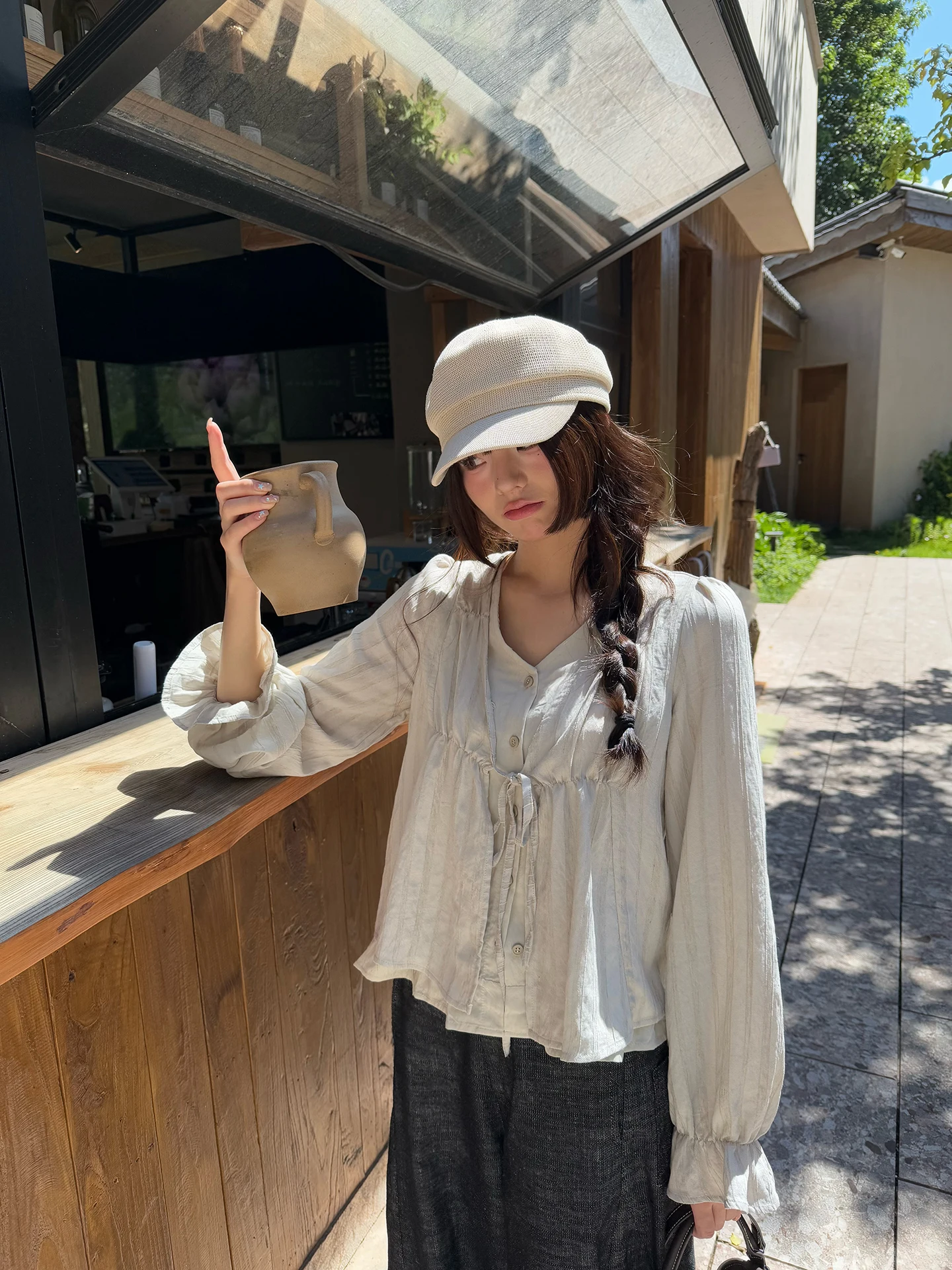 

Retro Girl Small irt Jaet Belted Two-Piece Look V-Ne Long Sve Korean Sle Loose Fit Autumn 2025 New Arrival