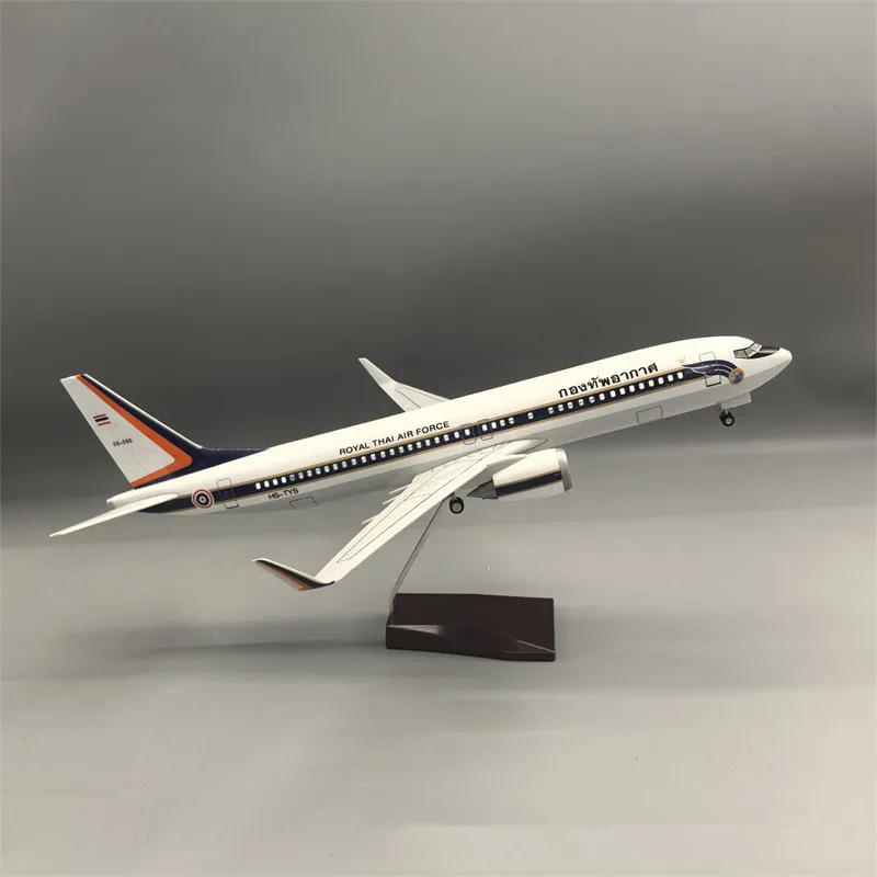 

1/85 Scale 47CM Diecast Resin Model Thai King's plane 737 Airline Airbus With Light Wheel Collection Display Decoration Toys
