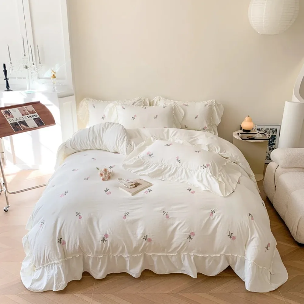 Rose Embroidered Duvet Cover Set (1*Duvet Cover + 2*Pillowcase, Without Core), Princess Style Lace Bedding Set
