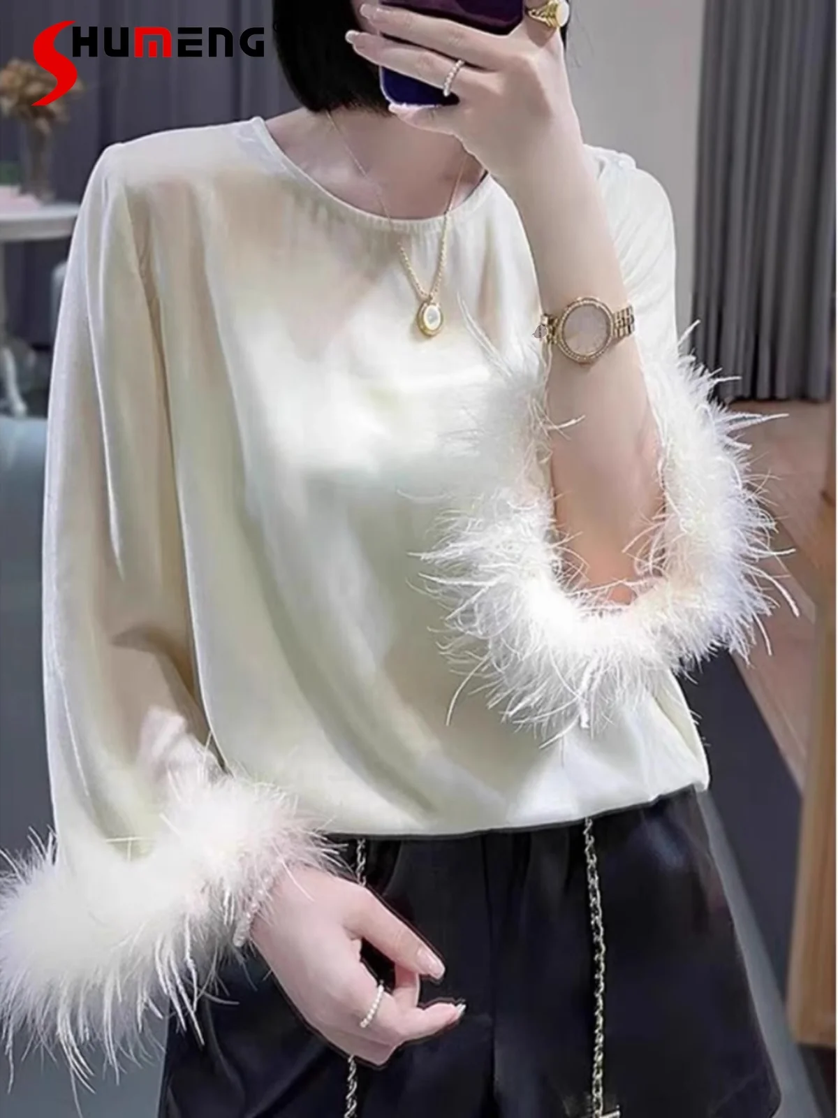 

Female Small Fragrant Velvet Tops Women's 2024 Autumn New Light Luxury High-end Casual Versatile Solid Color Bottoming Shirt Top