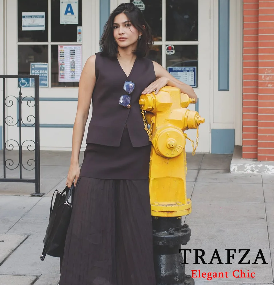 TRAFZA Women Vintage Vest Midi Skirt Set Button Knit Vest + Pleated Midi Skirt New 2025 Fashion Spring Summer Holiday Brown Set