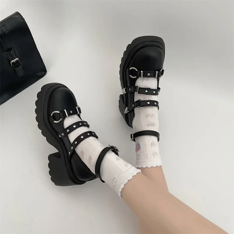 New 2023 Chunky Rivets Metal Buckles Women's Shoes Japanese Mary Jane Pumps Vintage Uniform Lolita Platform Ladies Punk Shoes