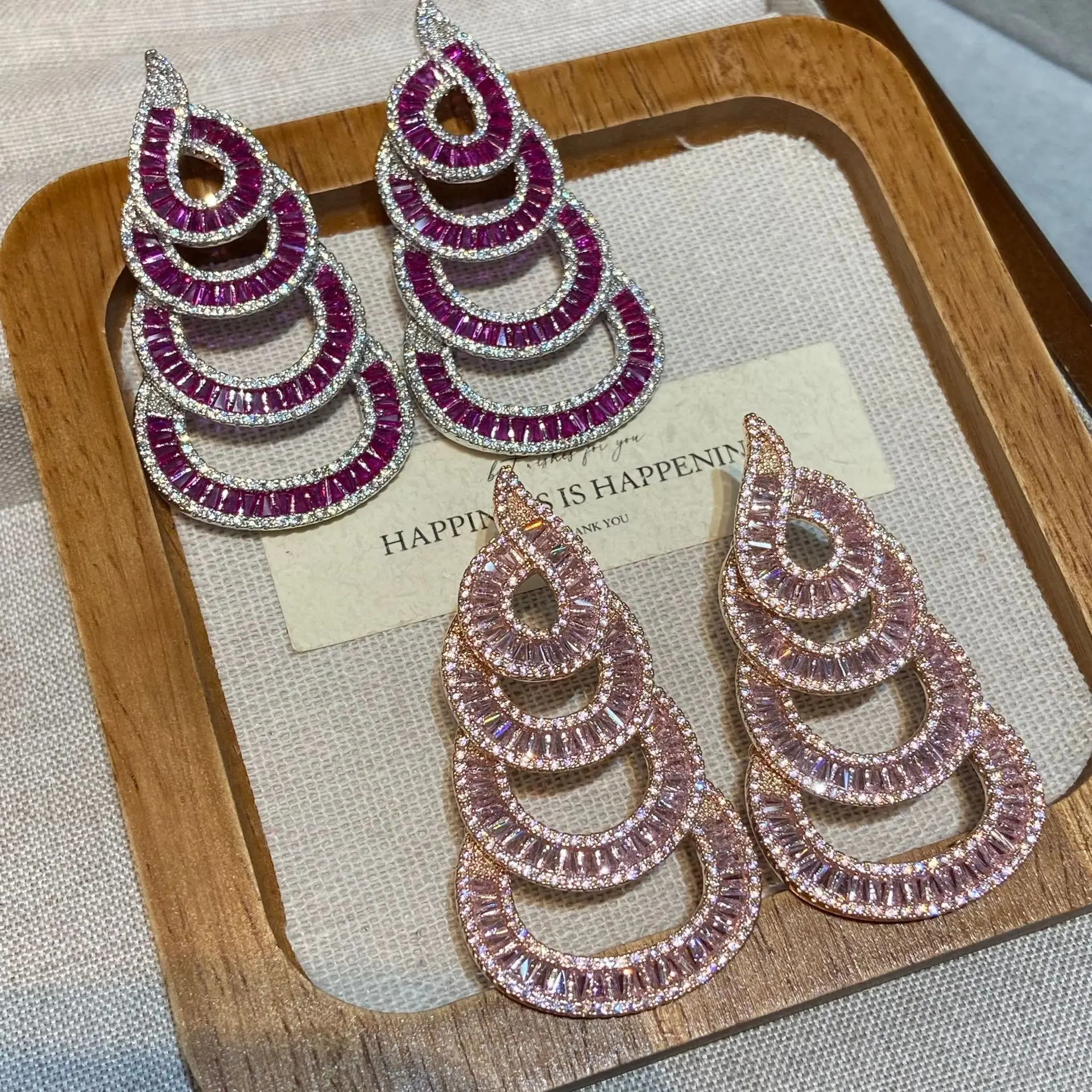 

Women's Exaggerated Zircon Interlocking Fashion Earrings Trendy Jewelry Accessory