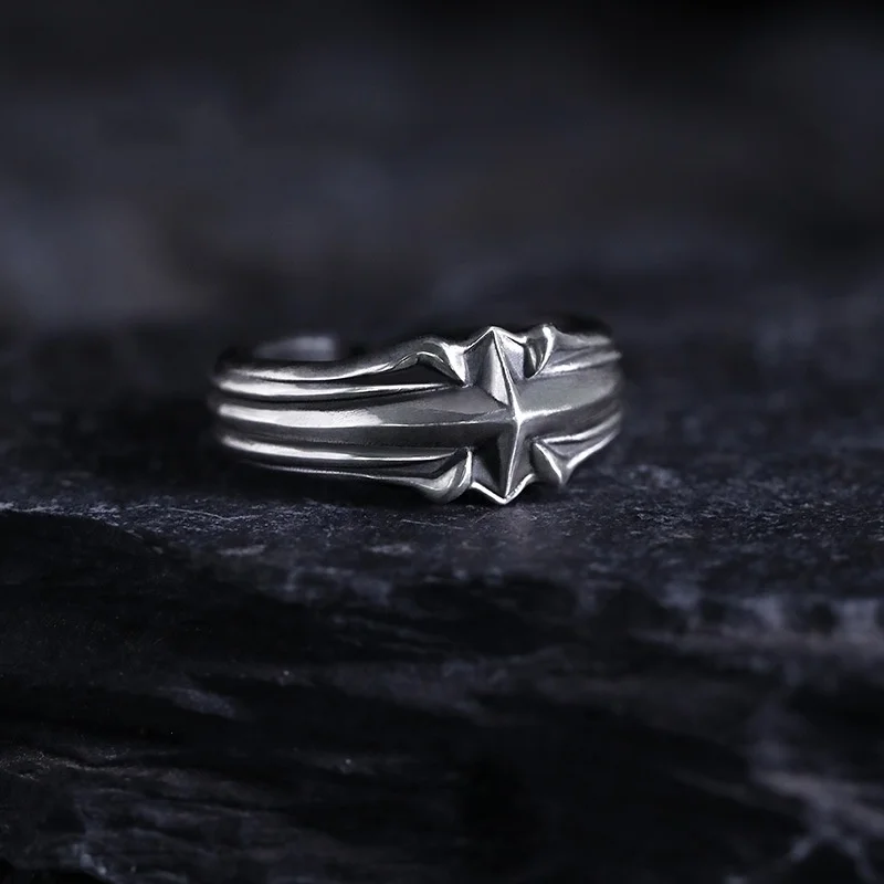 Men's Vintage Relief Star Ring, Open Size