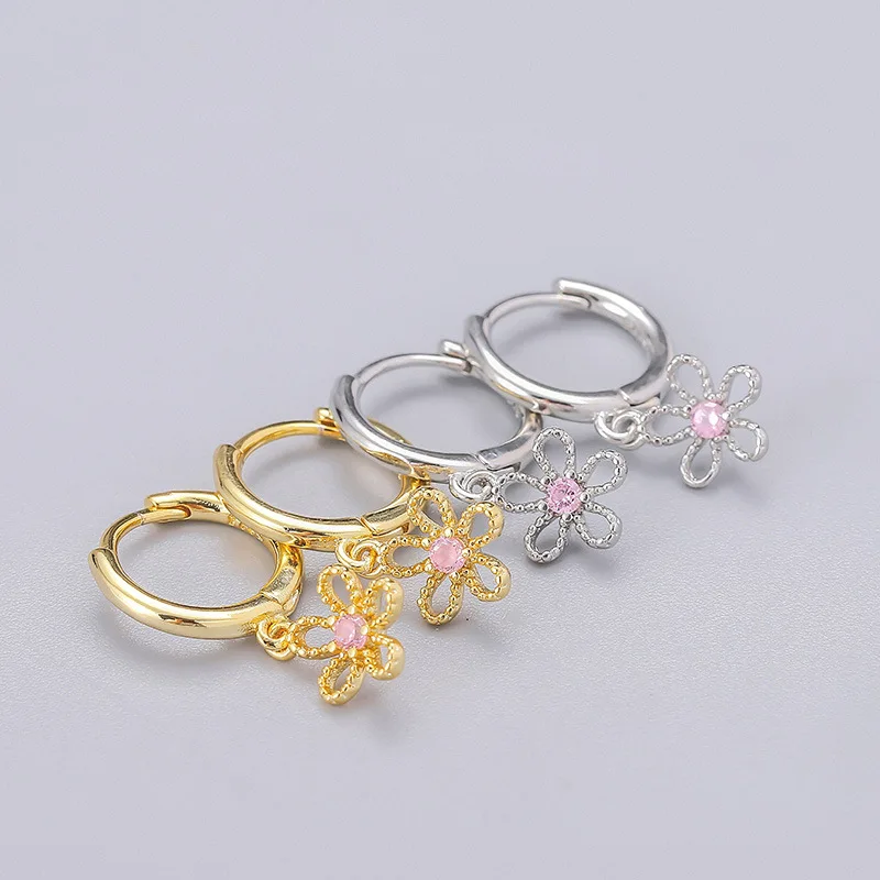 Новые модные женские серьги с маленьким цветком и цирконом, нишевый и крутой стиль с застежками для ушей, свежие и милые серьги с темпераментом.