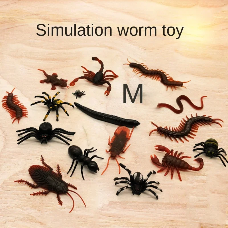 Fake Roaches Scary Insects Plastic Bug Realistic Bug Prop Scary Artificial Spider Bat Cockroach Insect Trick Toy for Party Favor