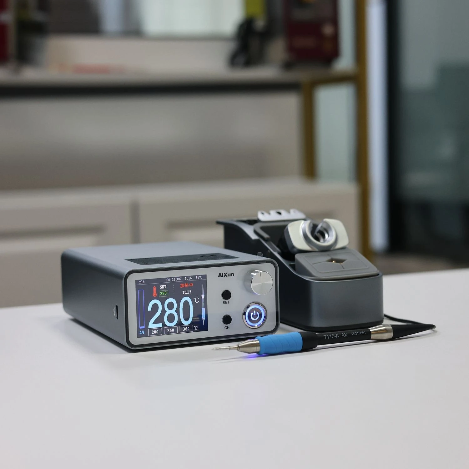 

AIXUN T3B Soldering Station Support T115 T210 Series Handle Welding Iron Tips Electric Rework Station for iPhone Repair