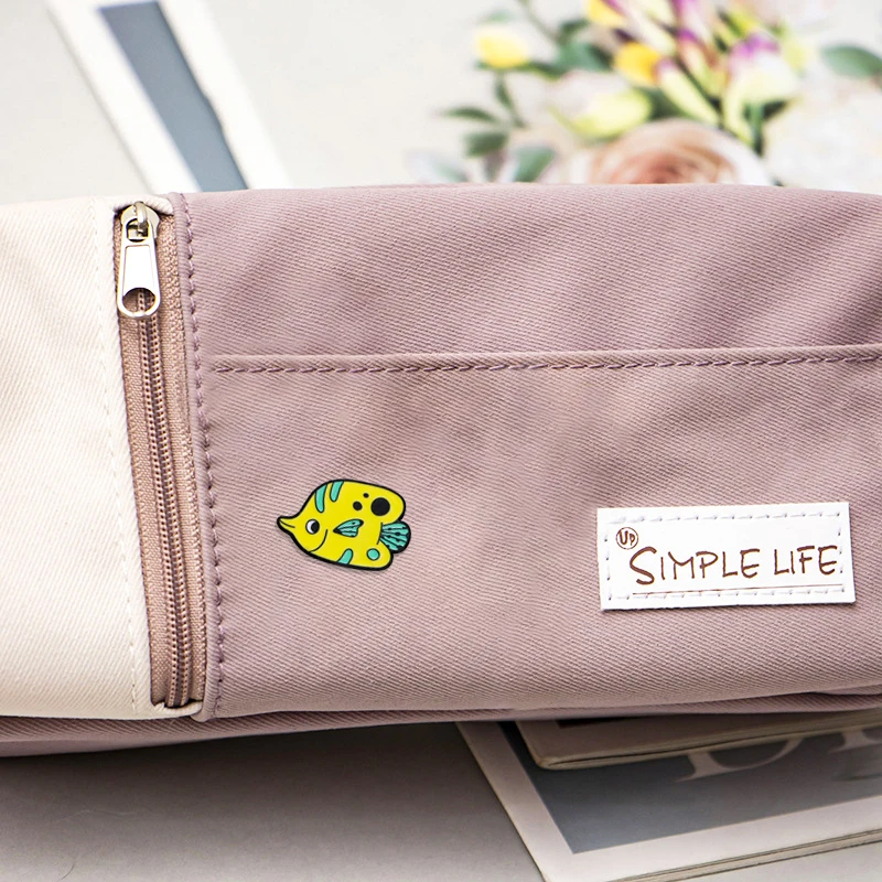 Pretty Cartoon Butterflyfish Pins Yellow Marine Fish Enamel Brooches Cheap Bag Clothing Jewelry Wholesale