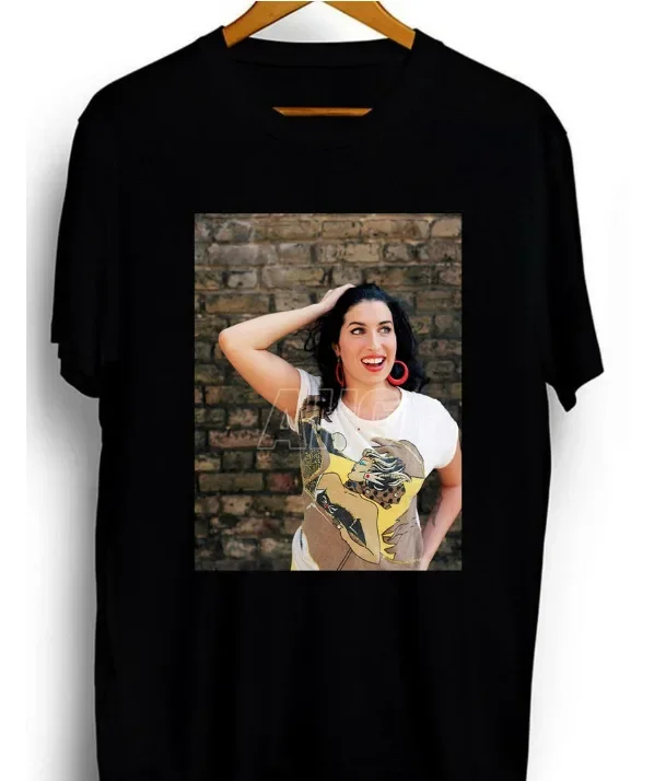 

black,,, Amy Winehouse t Shirt, hot,, All size shirt,,,, cute, signed t shirt,.