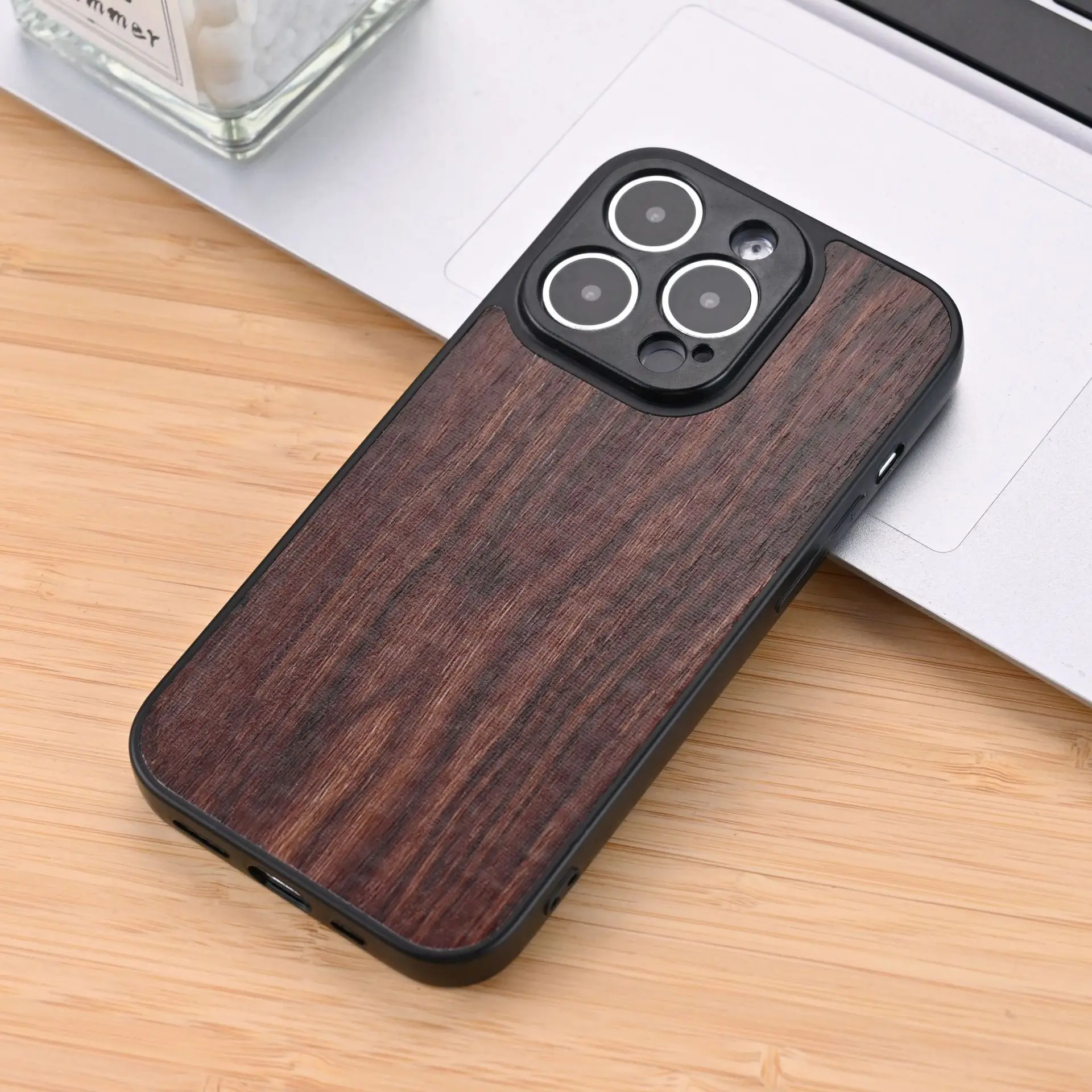 All inclusive anti-fall artificial wood veneer protective case for iPhone 16