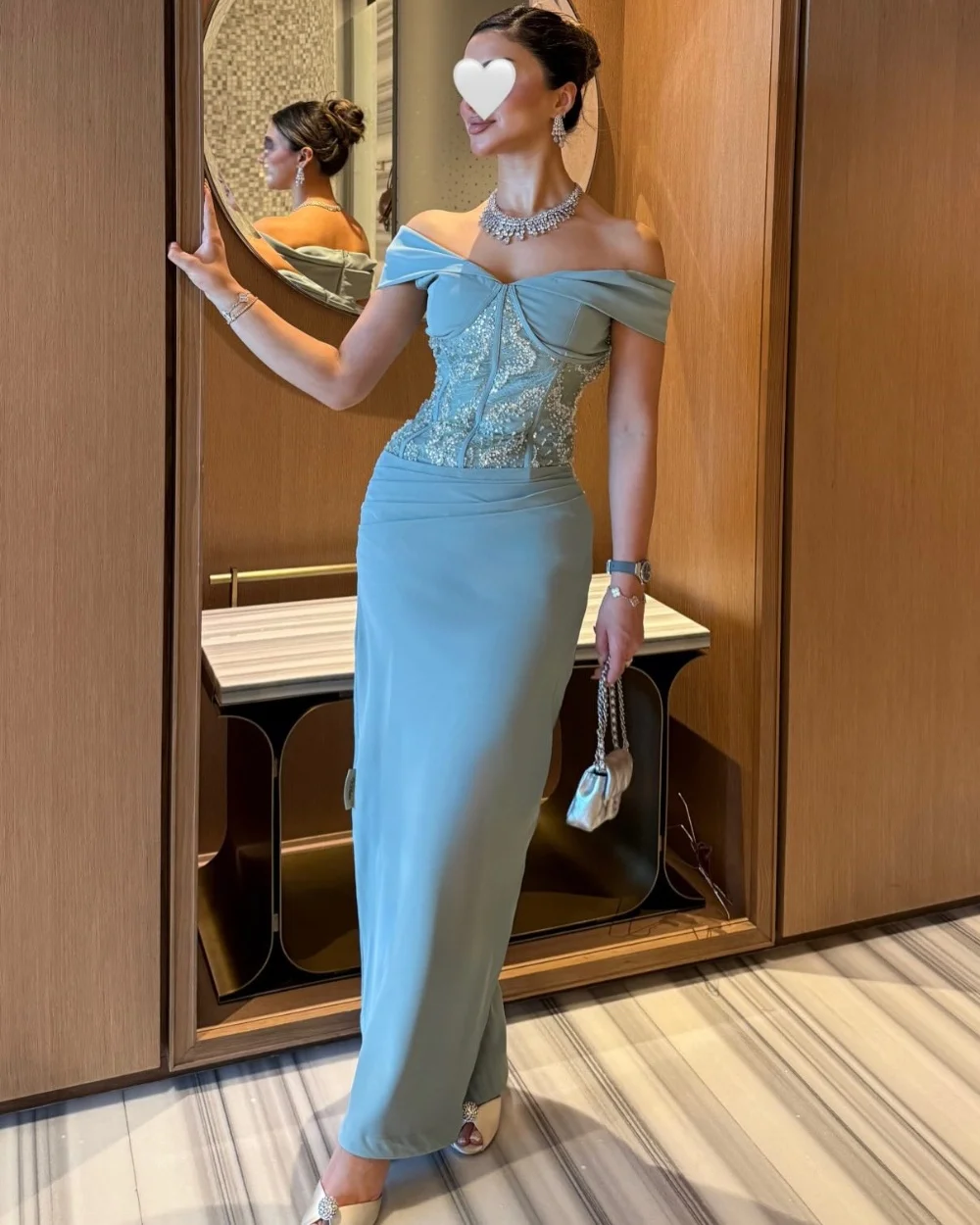 

Customized Chinese Style Jersey Sequined Pattern Straight Off-the-shoulder Long Luxury Party Dresses Classic