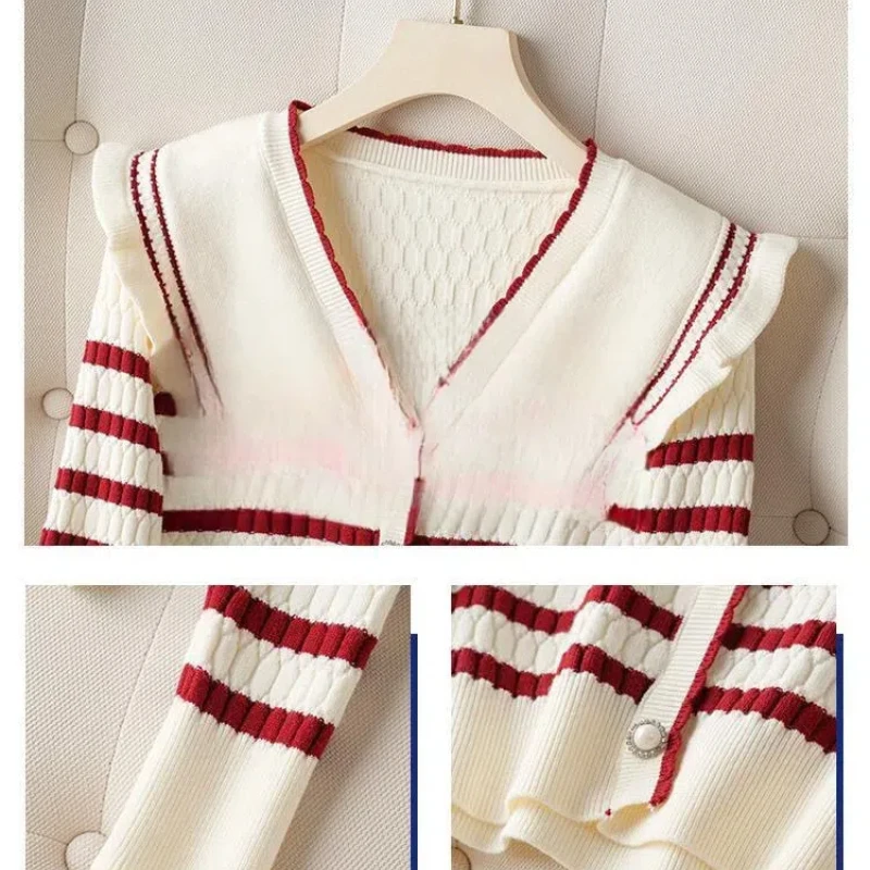 Autumn Winter Peter Pan Collar Contrast Color Striped Button Pullover Long Sleeve Women\'s Sweater Knitted Casual Flattering Tops