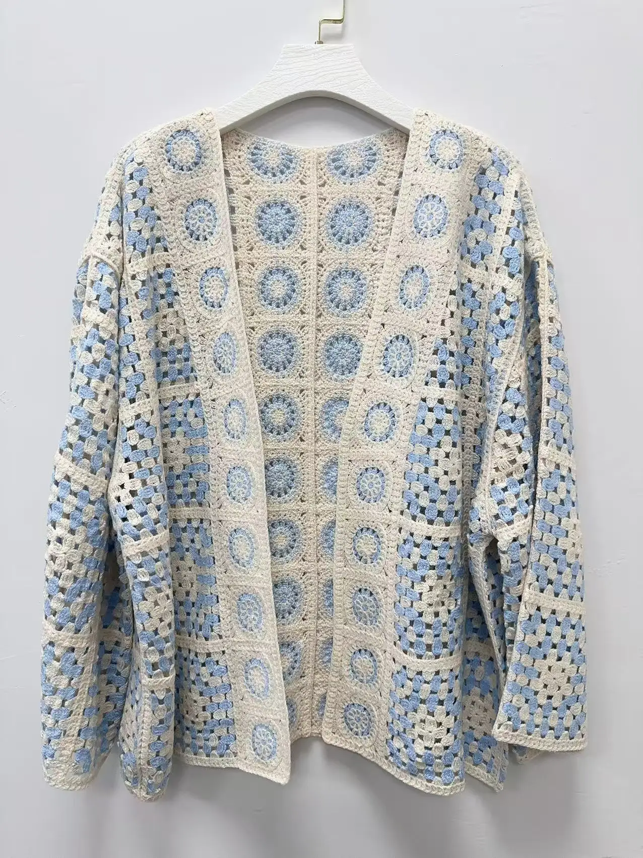 

Retro Ethnic Style Contrast Color Crochet Hollow Out Cardigan V-neck Long Sleeve Knit Cardigan Women's Loose Knitwear