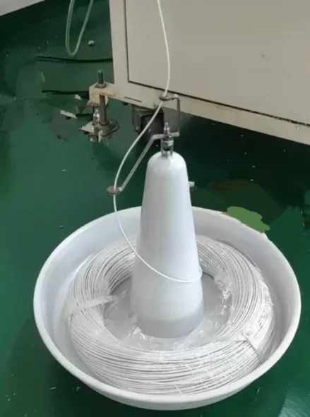 Automatic Wire Feeding Machine Pay-Off Plate with Rotary Unwinder, Multi-Function Wire Device for Cable and Coil Handling
