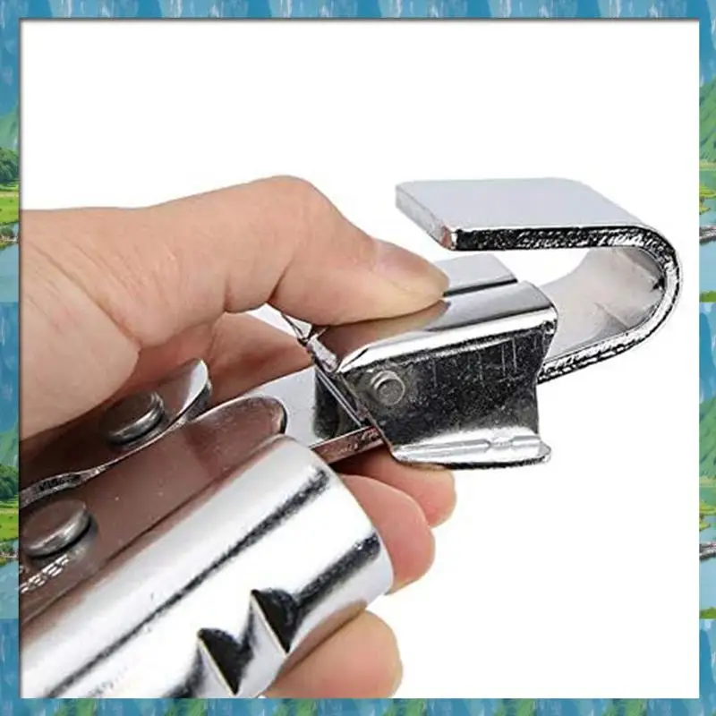 The New 1 Piece Descender Clamp Climbing Anti-Fall Protection Rope Grabber Used For Swinging Climbing Trees