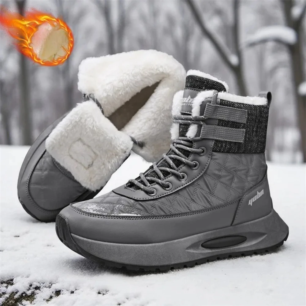 Herenlaarzen winter nieuwe warme en fluwelen katoenen laarzen antislip comfortabele vrijetijdslaarzen mode jeugd Joker outdoor hoge laarzen