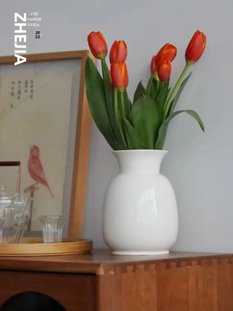 hand-painted-blue-and-white-flower-vase-cerc-traditional-chinese-sle-small-fre-element-from-mainland-china-handmade