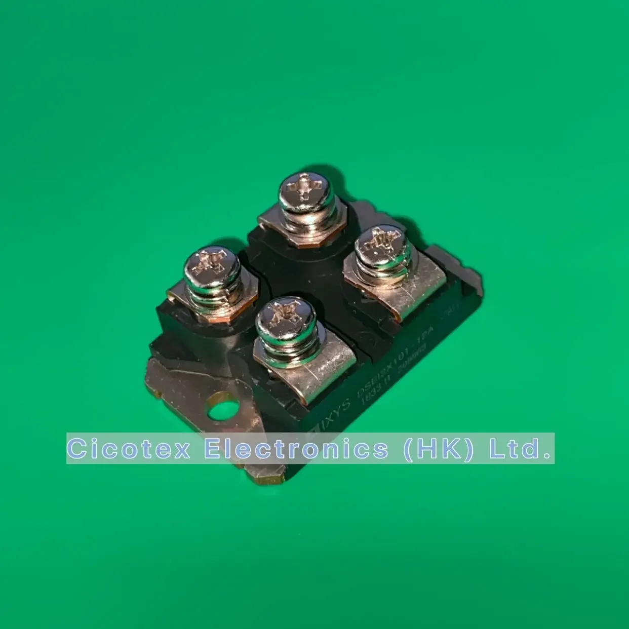 DSEI2X101-12A DIODE DSEI2X 101-12A MODULE 1.2KV 91A SOT227B DSE12X101-12A IGBT MODULES DSEI2X10112A DSEI12X101-12A