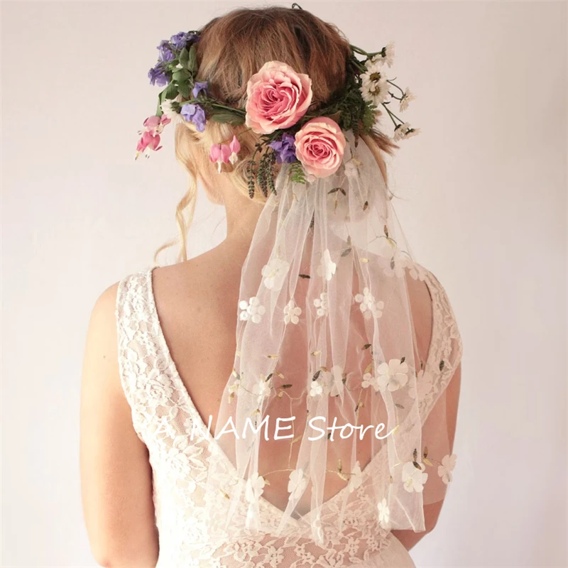 3D Flowers Embroidered Floral Bridal Wedding Veils Accessories Cathedral Long For Brides White Ivory Tulle Lace Unique With Comb