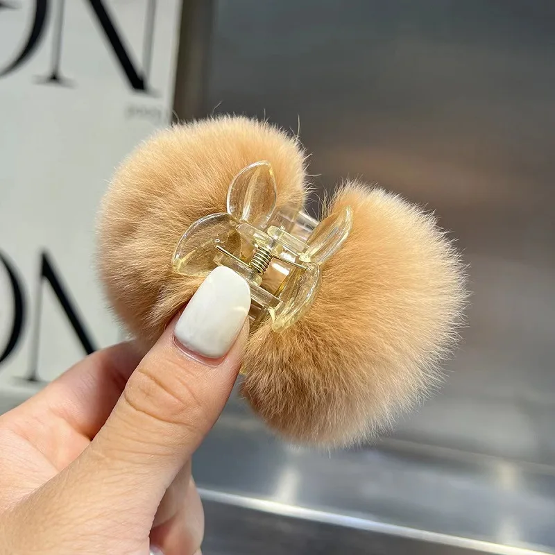 Cute Rabbit Fur Hair Claw Clips Fluffy Hair Ball Grab Hairpin Women Girls Small Plush Hair Pins Winter Headwear Hair Accessories