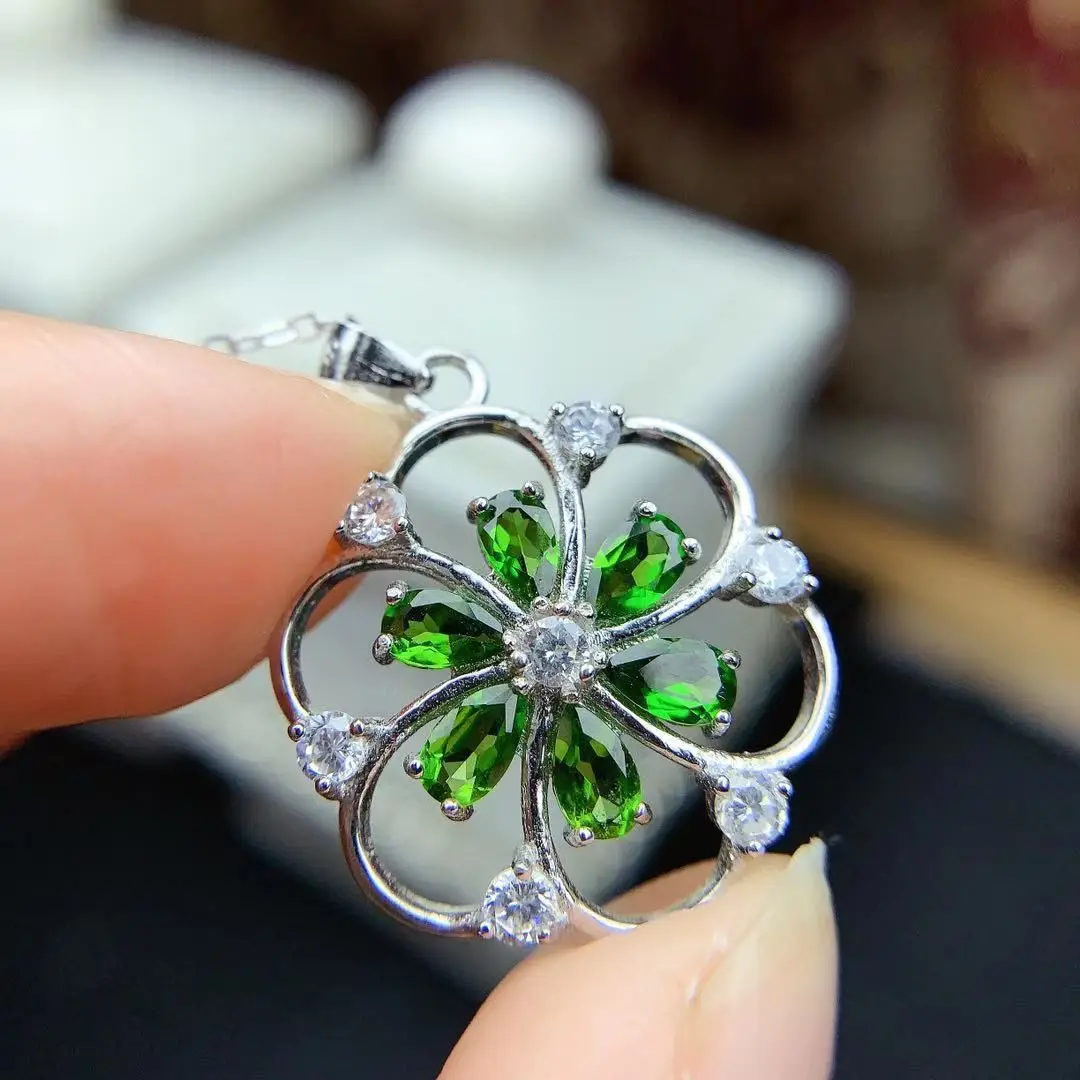 ZECAA Diopside Jewelry Woman Diopside Pendant With Natural Diopside Stone 3*5mm Lady Diopside Pendant Jewelry For Woman Gift