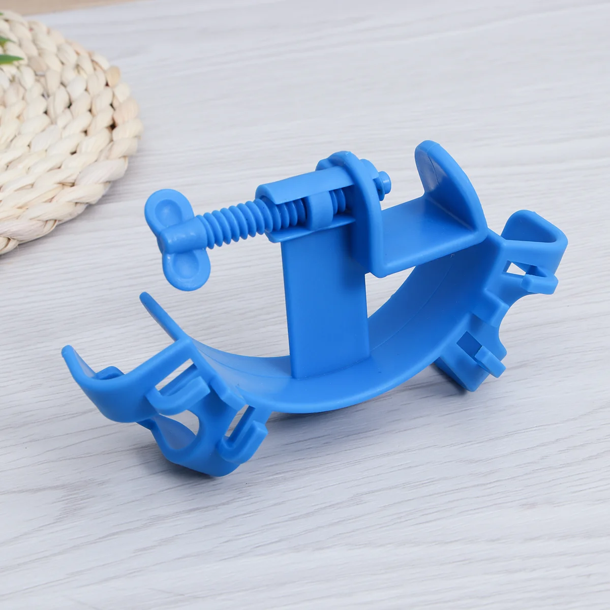 Fish Acessories Aquarium Water Clip Water Tube Clamp Fixed Clip Fish Tank Holder Clamp (Random Color)