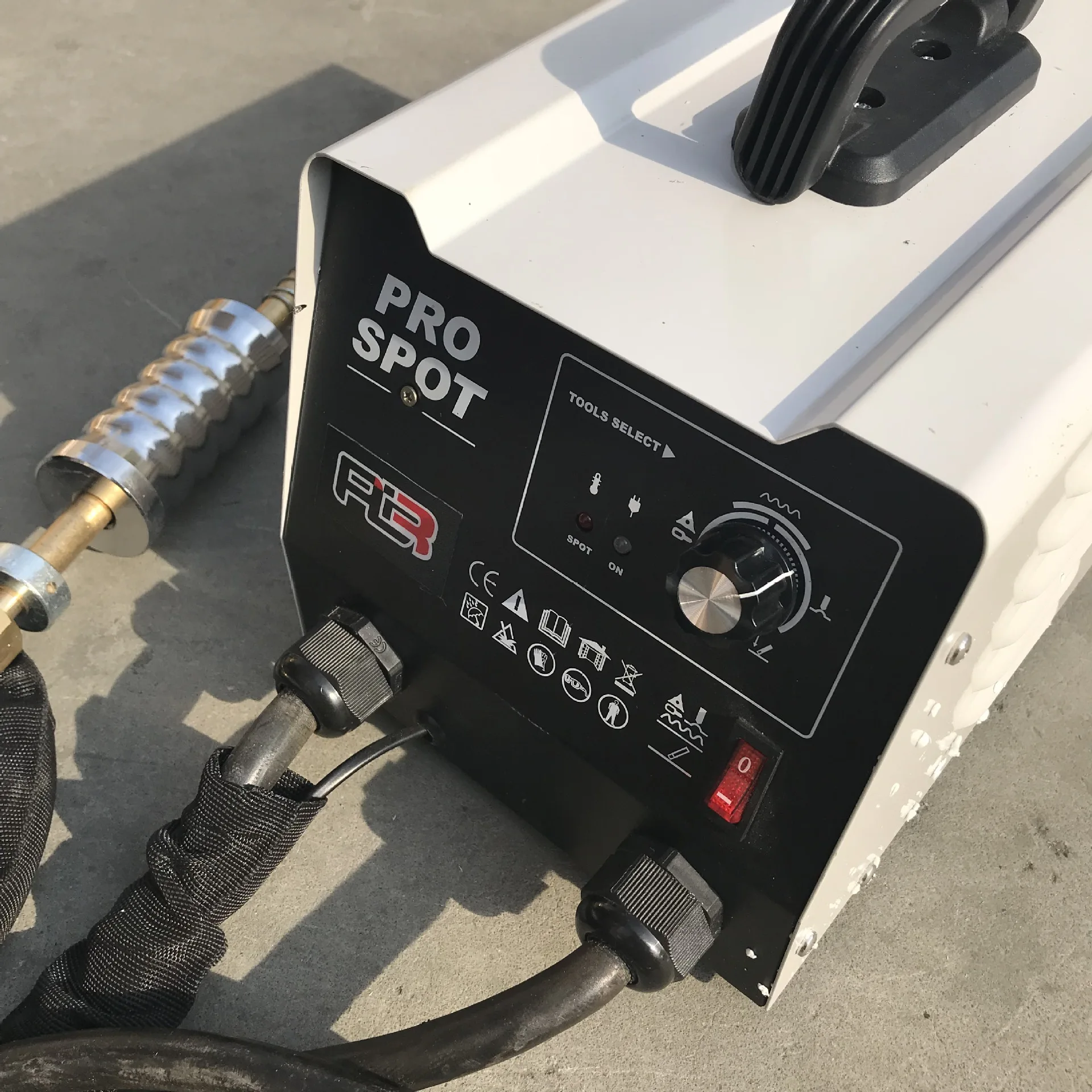 ハンドヘルドスポット溶接機 車体凹み修理 ミニ電動車凹み修理プーラー