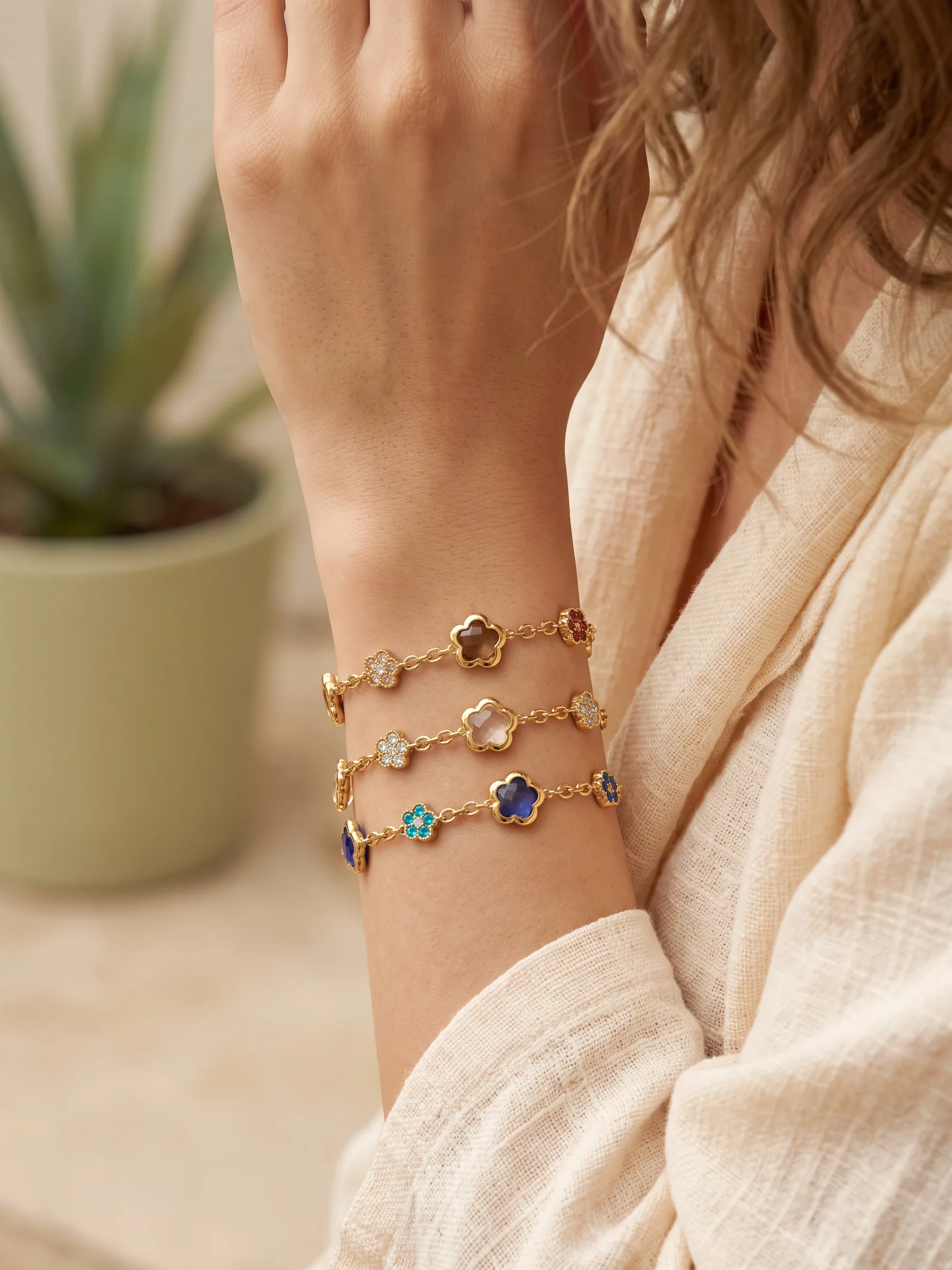 Funkelndes Facettiertes Glasstein-Armband Blumen-Armbänder Edelstahl-Kettenarmband 18k Vergoldete Armbänder für Frauen – Detail 8