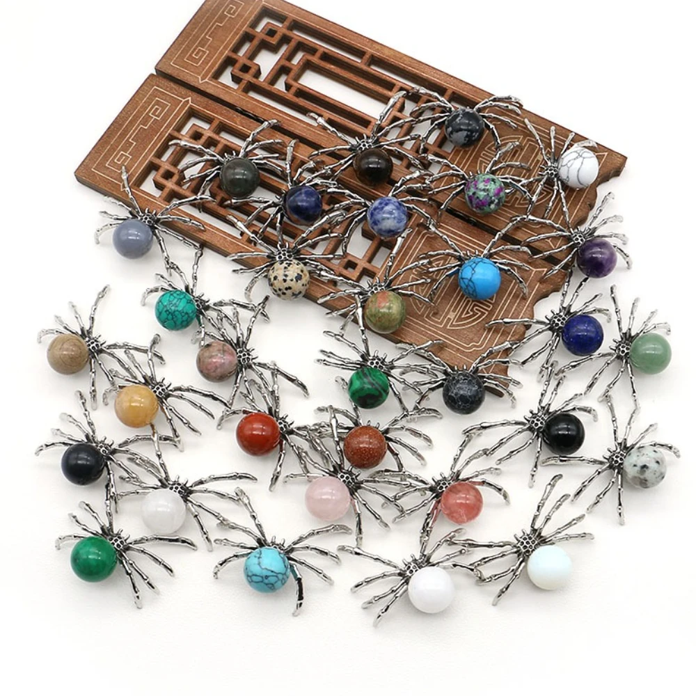 Spider‑Shaped Natural Stone Pendant Vivid Fairy‑style Versatile Light‑luxury Heavy‑crafted Elegant Jewelry Charm for Necklace