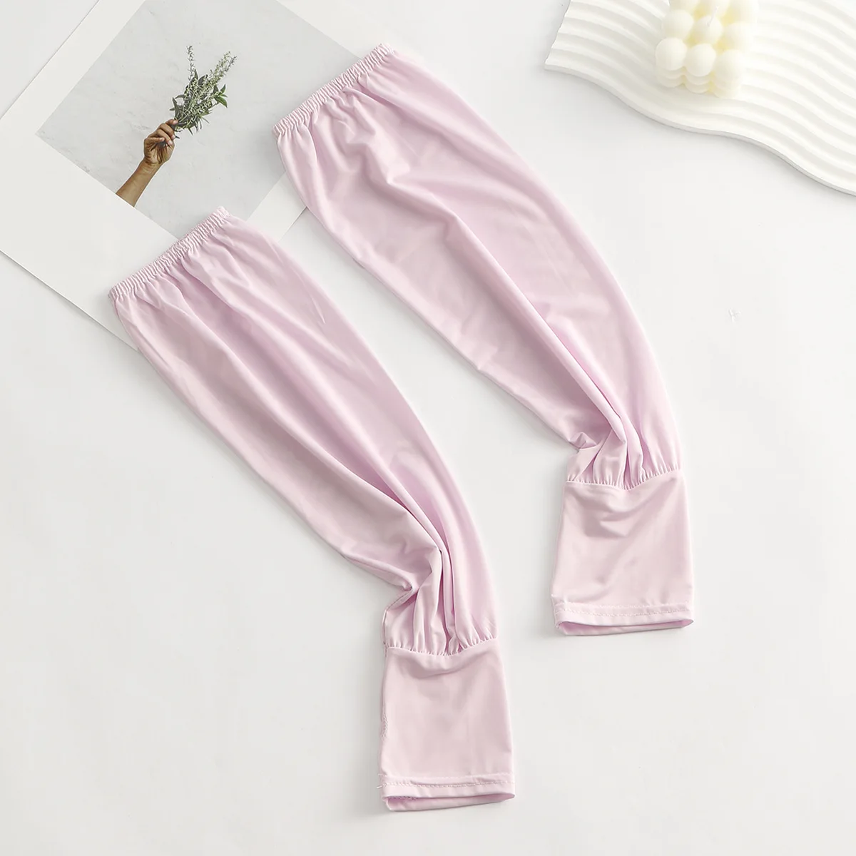Manica anti-scottature in seta di ghiaccio Maniche da braccio solari UV estive Donna Guida Protezione solare Manica lunga Maniche da ciclismo anti-Uv Sciolte